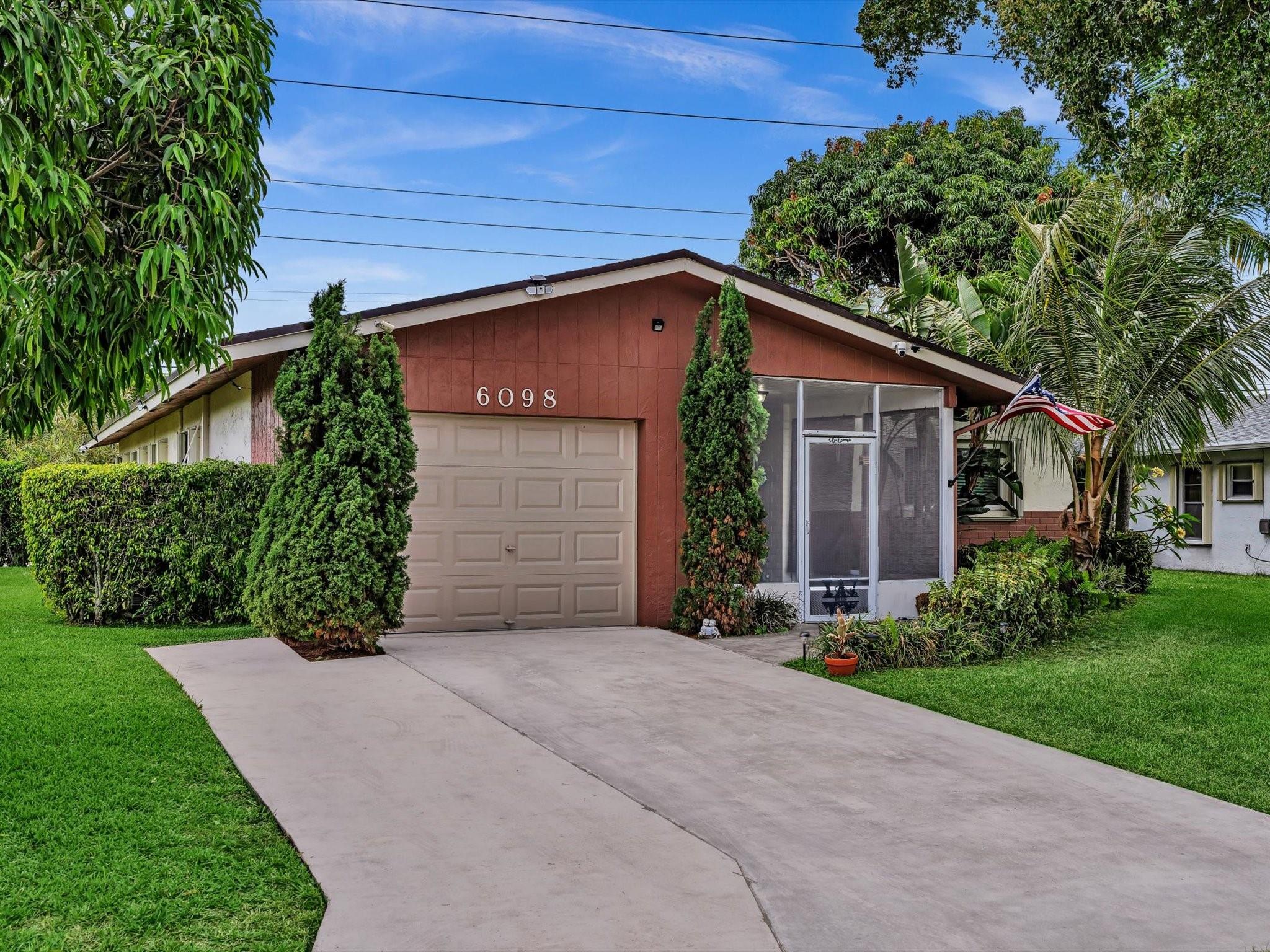 Delray Villas 05 - Residential