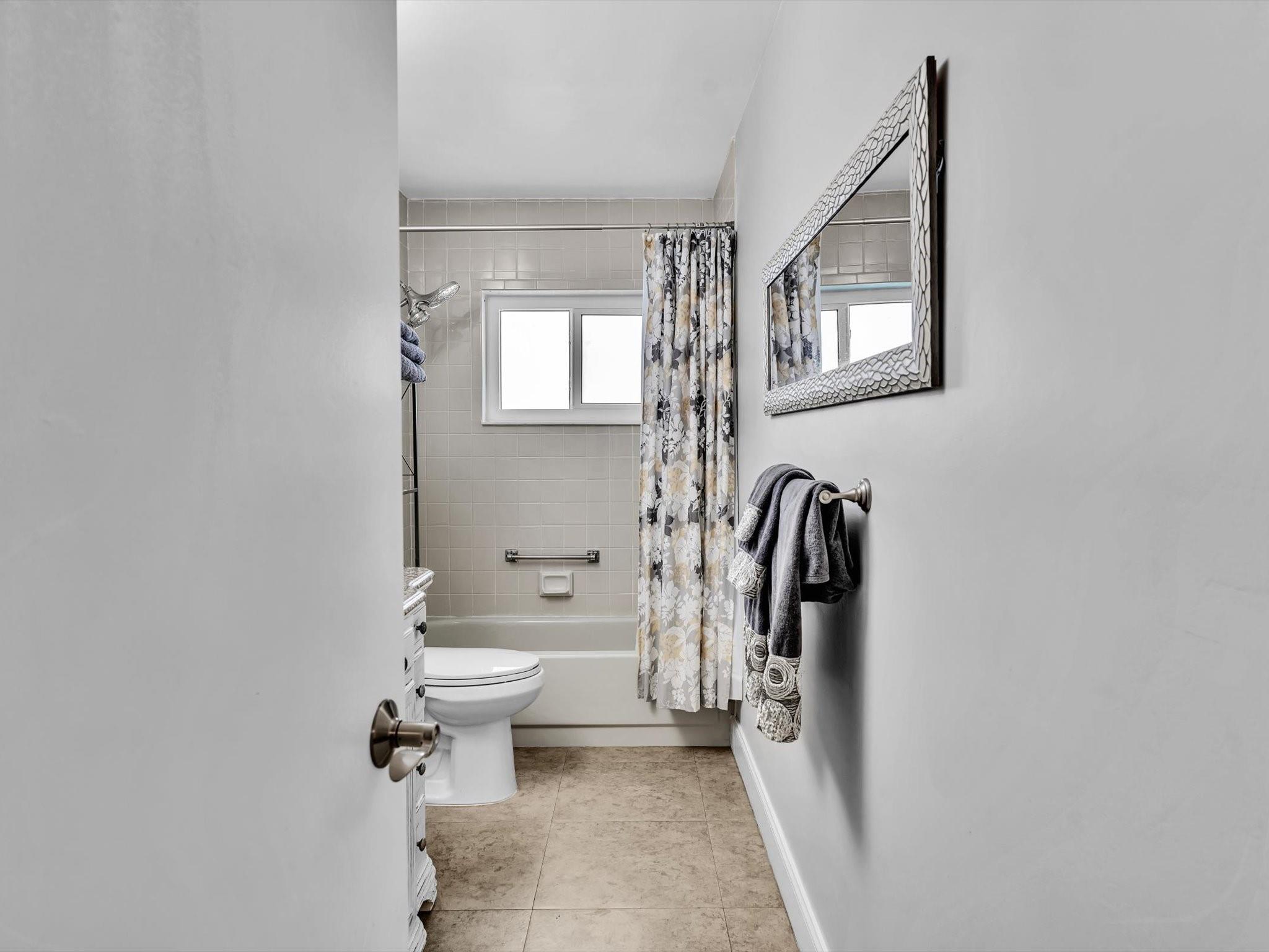 Delray Villas 05 - Residential