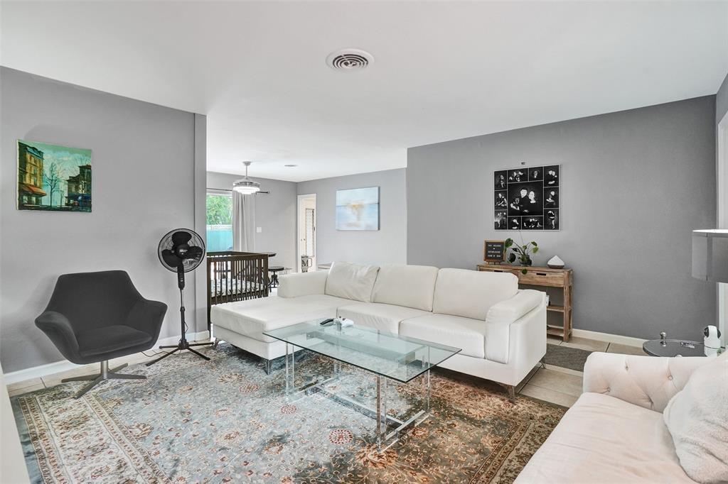 Imperial Point 1 Sec 53-4 - Residential Lease