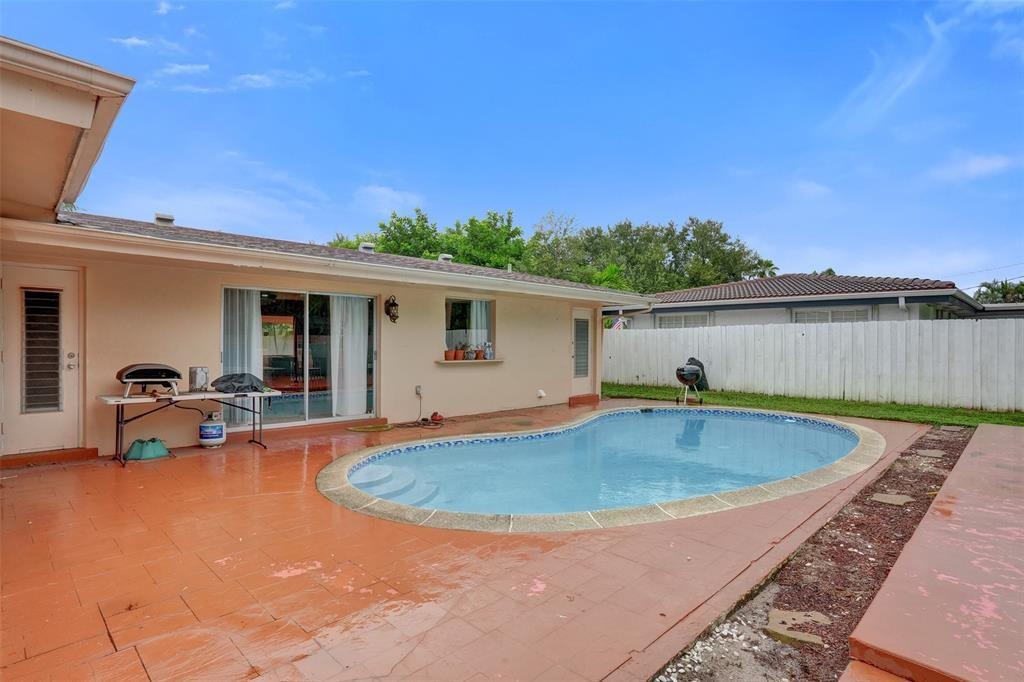 Imperial Point 1 Sec 53-4 - Residential Lease