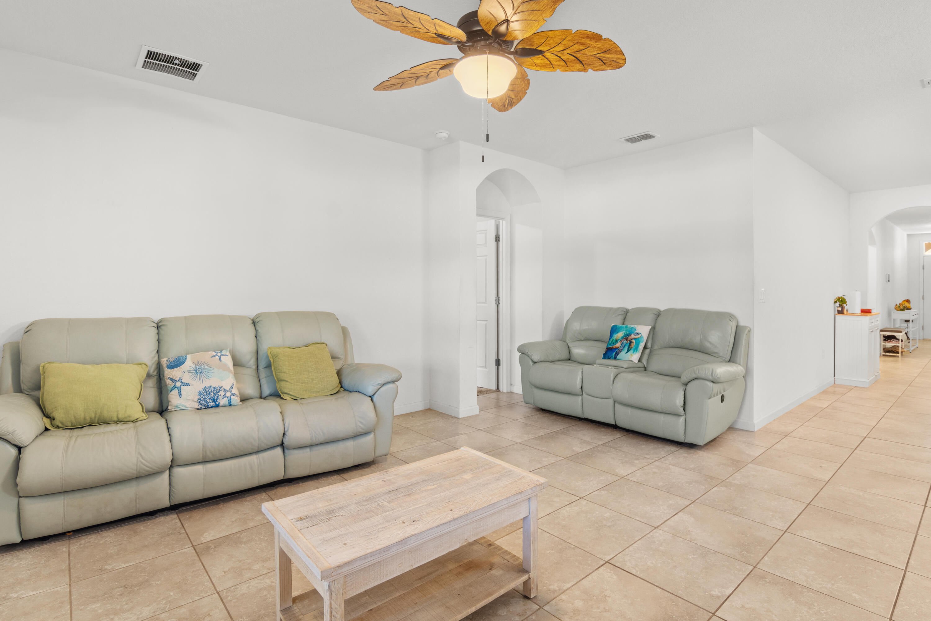 SEBASTIAN HIGHLANDS UNIT 17 - Residential