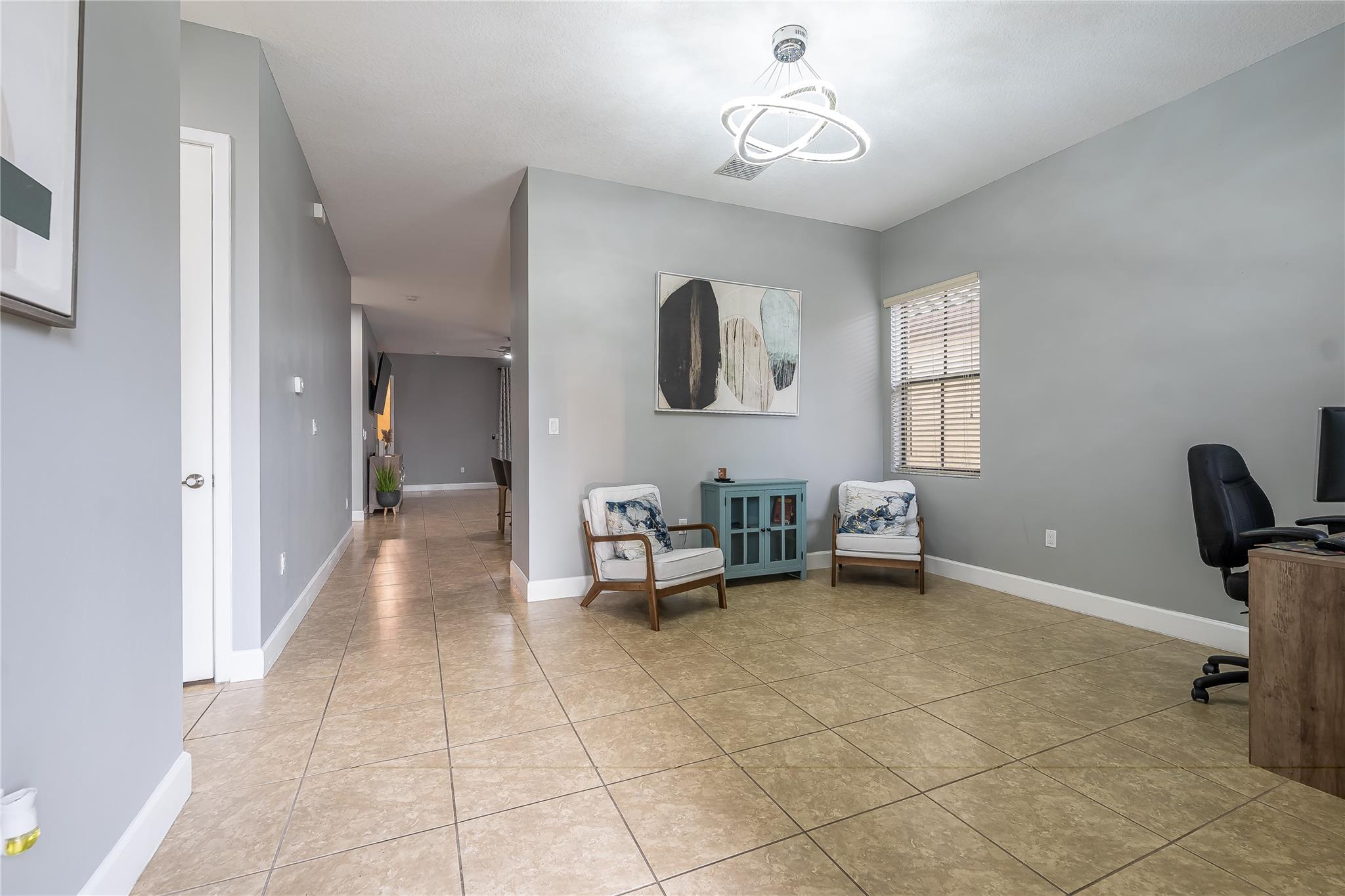 Central Parc South 182-17 - Residential