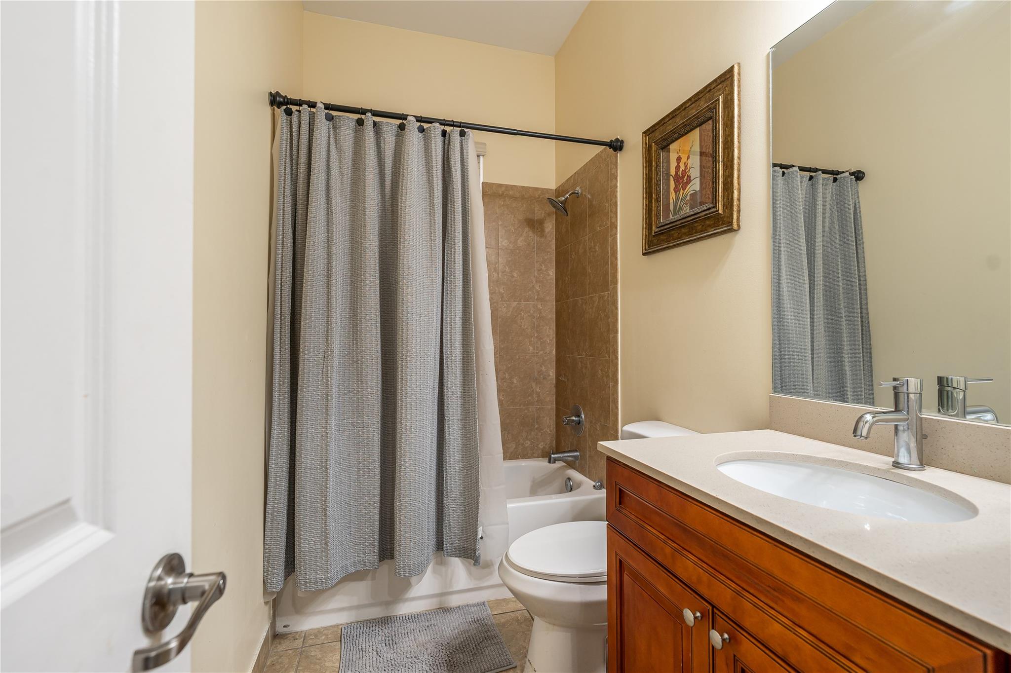 Central Parc South 182-17 - Residential