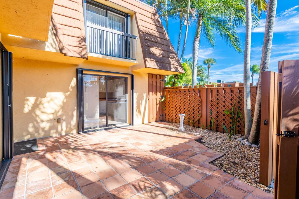 Photo of 825 Center Street #34c, Jupiter, FL 33458 (MLS # R11118971)