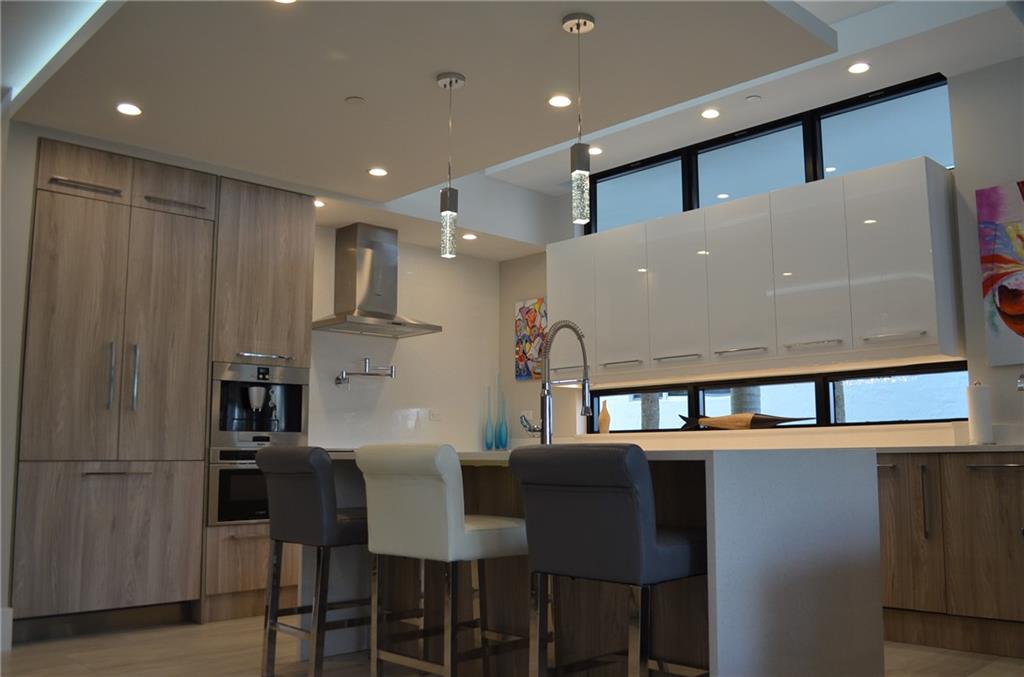 Palms On Venice - Residential