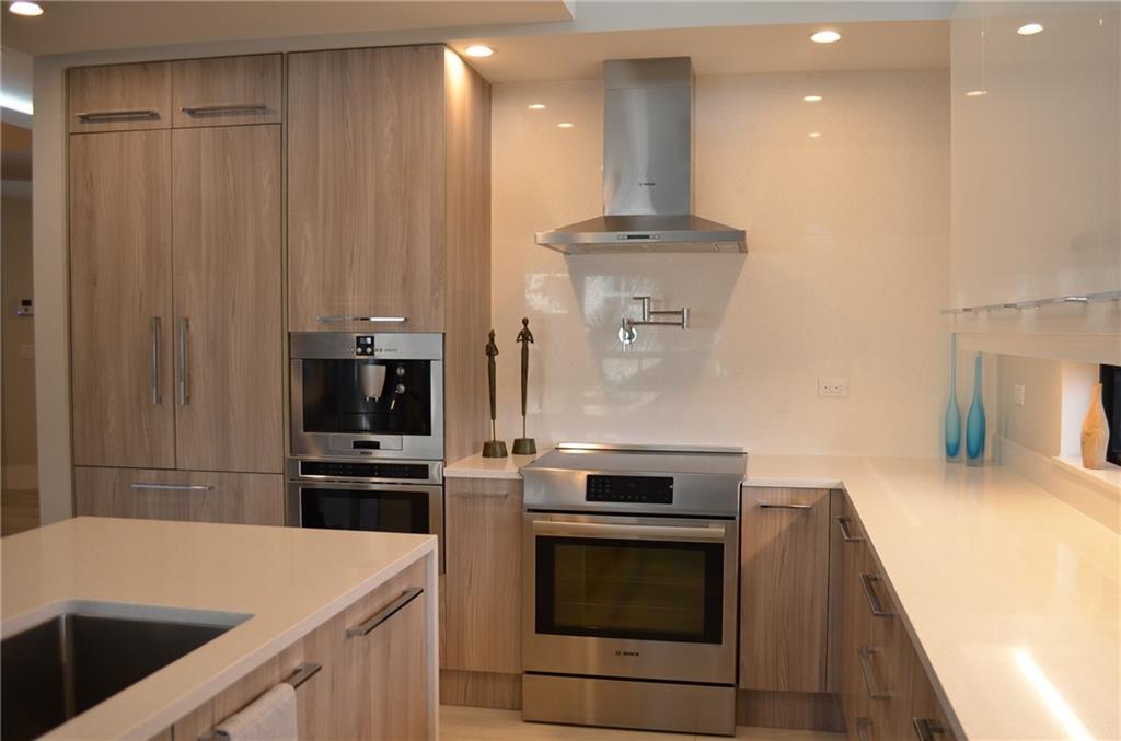 Palms On Venice - Residential