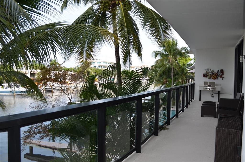 Palms On Venice - Residential