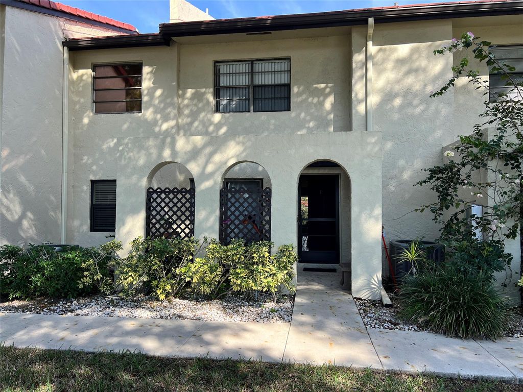 Photo of 8460 Casa Del Lago #E, Boca Raton, FL 33433 (MLS # F10545153)