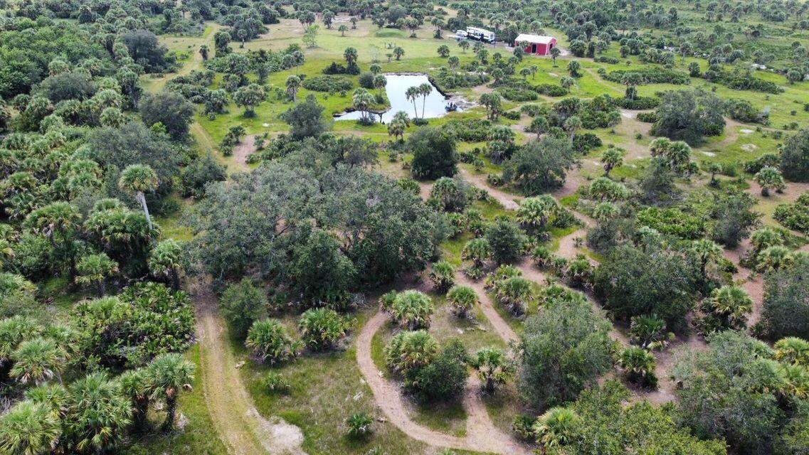 CABBAGE WOODS RANCHES - Land
