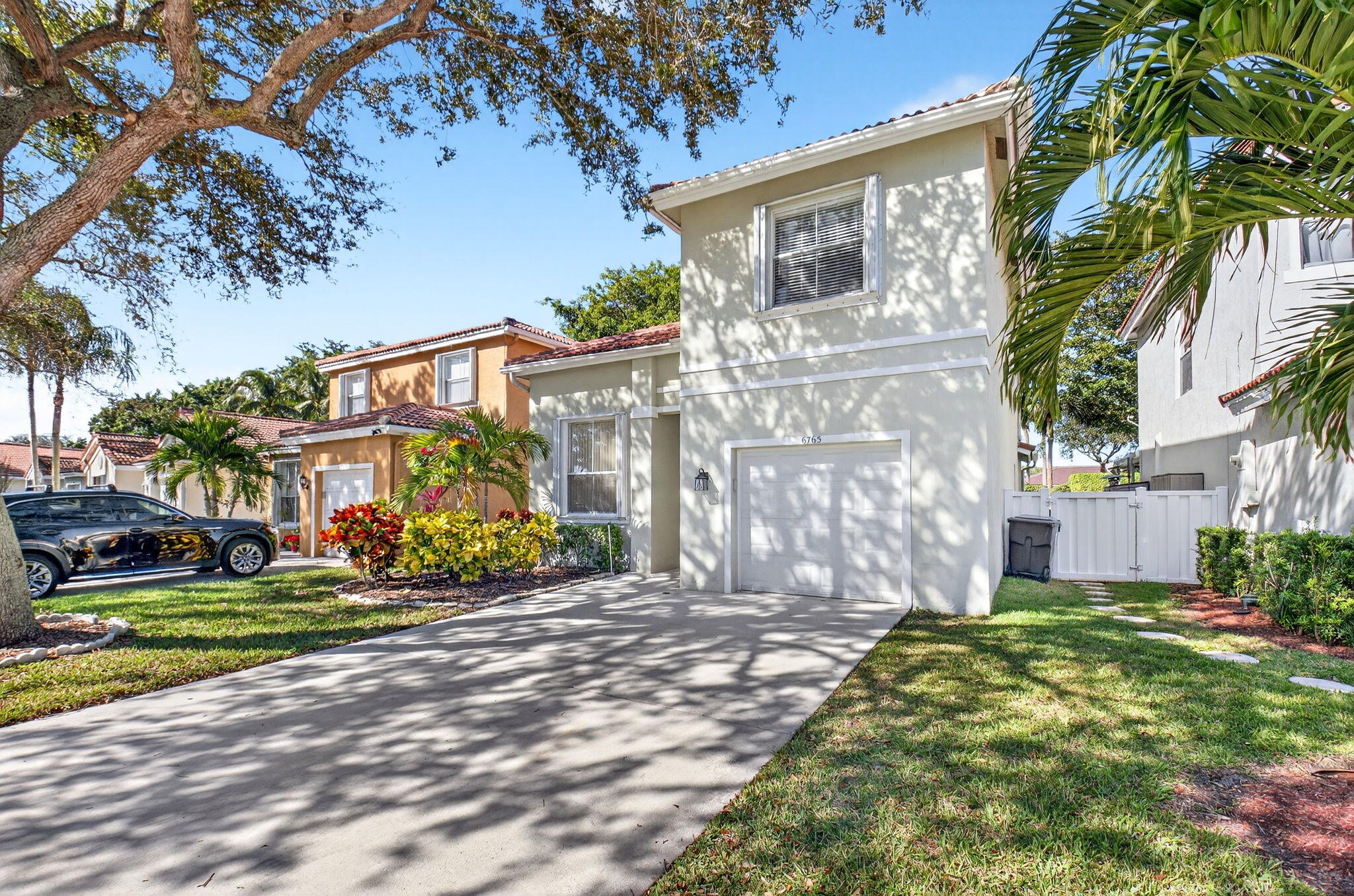 6765 Green Island Circle