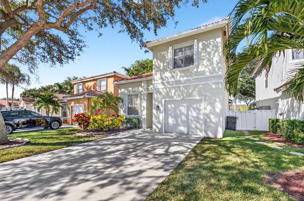 Photo of 6765 Green Island Circle, Lake Worth, FL 33463 (MLS # R11155271)