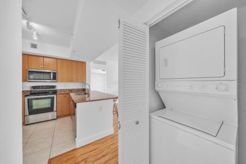 Tiny photo for 1830 RADIUS Drive #1009, Hollywood, FL 33020 (MLS # B26081603)