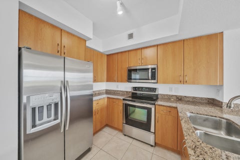 Tiny photo for 1830 RADIUS Drive #1009, Hollywood, FL 33020 (MLS # B26081603)