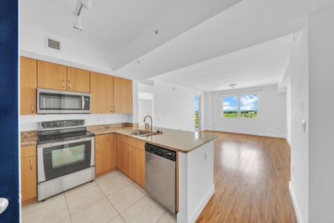Tiny photo for 1830 RADIUS Drive #1009, Hollywood, FL 33020 (MLS # B26081603)