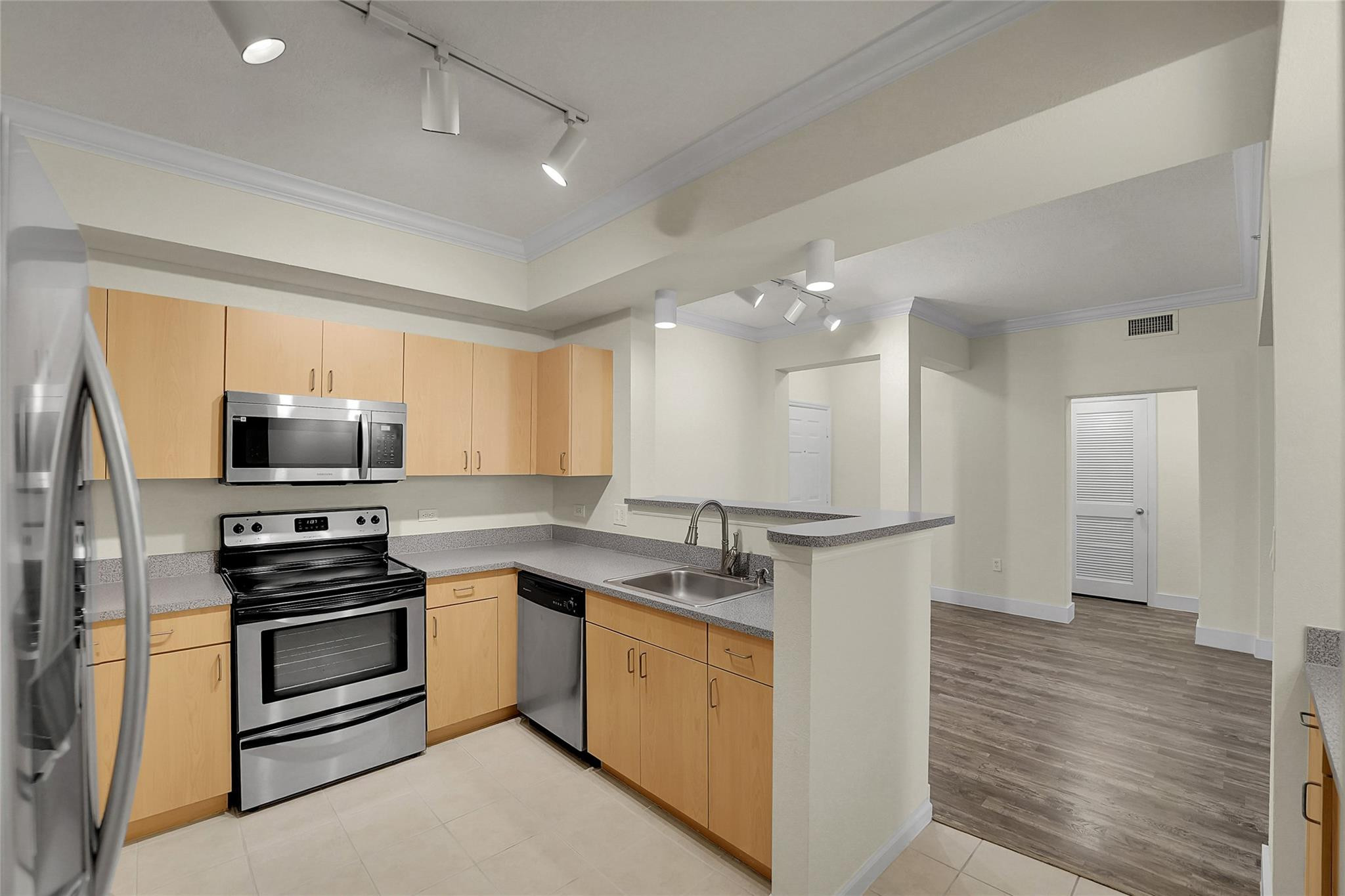 Sole At Fort Lauderdale - Residential Lease