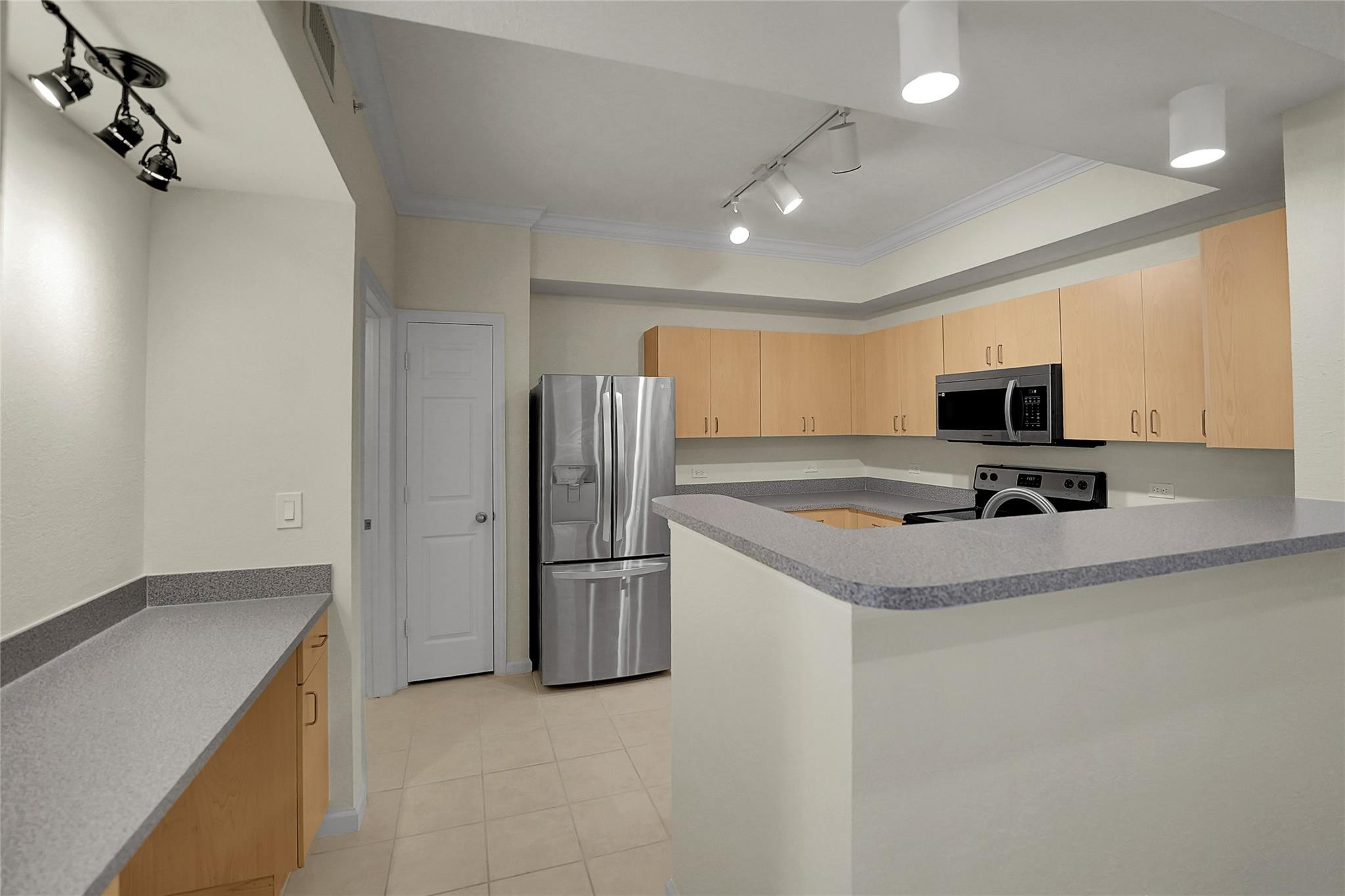 Sole At Fort Lauderdale - Residential Lease