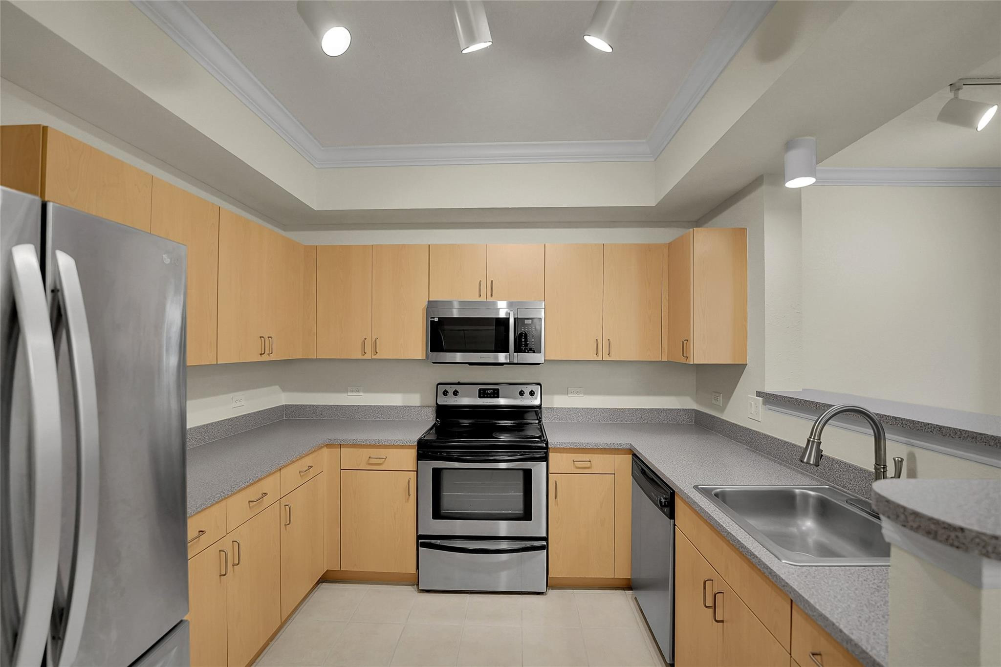 Sole At Fort Lauderdale - Residential Lease