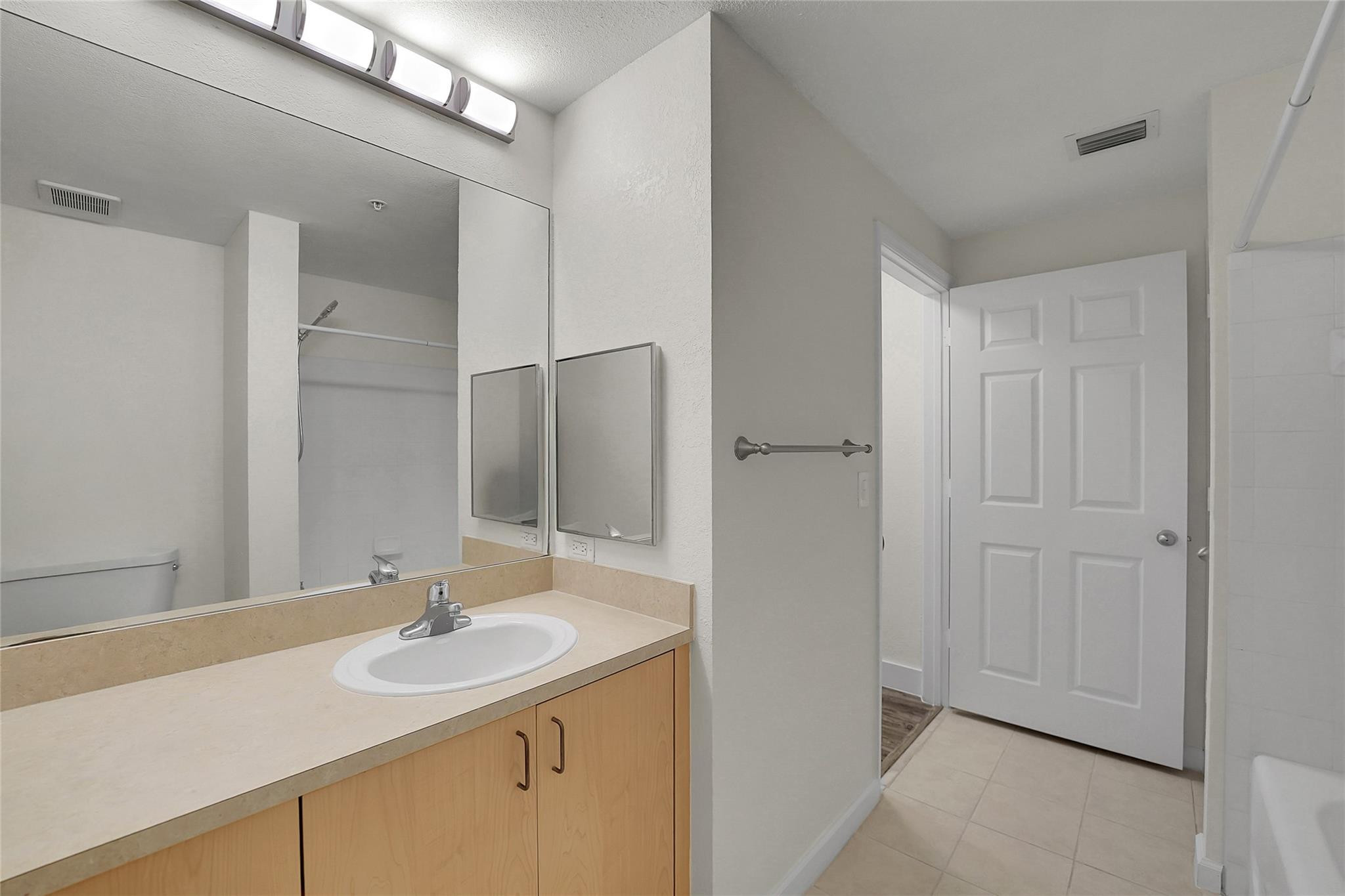 Sole At Fort Lauderdale - Residential Lease