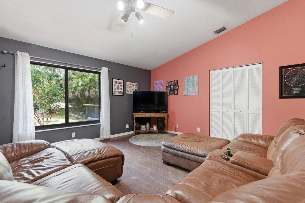 Loxahatchee - Residential