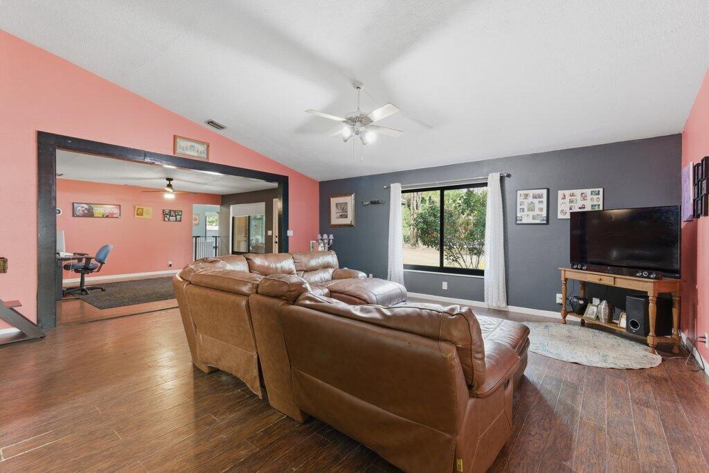 Loxahatchee - Residential