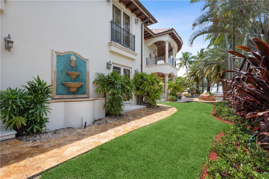 Rio Vista Isles - Residential