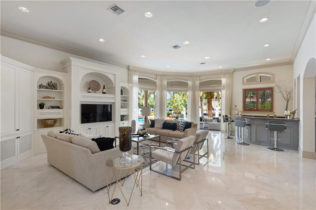 Rio Vista Isles - Residential