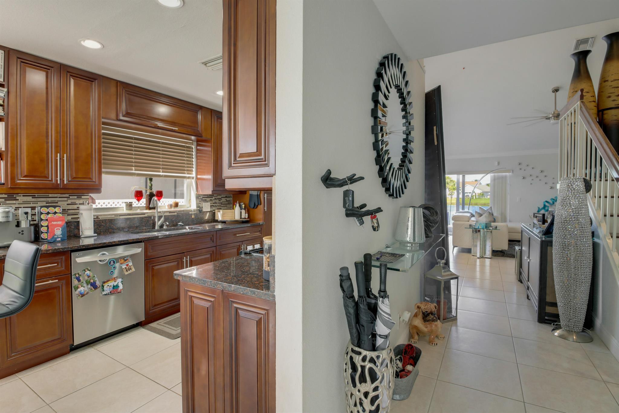 PALM CLUB WEST VILLAGE 2 - Residential Lease