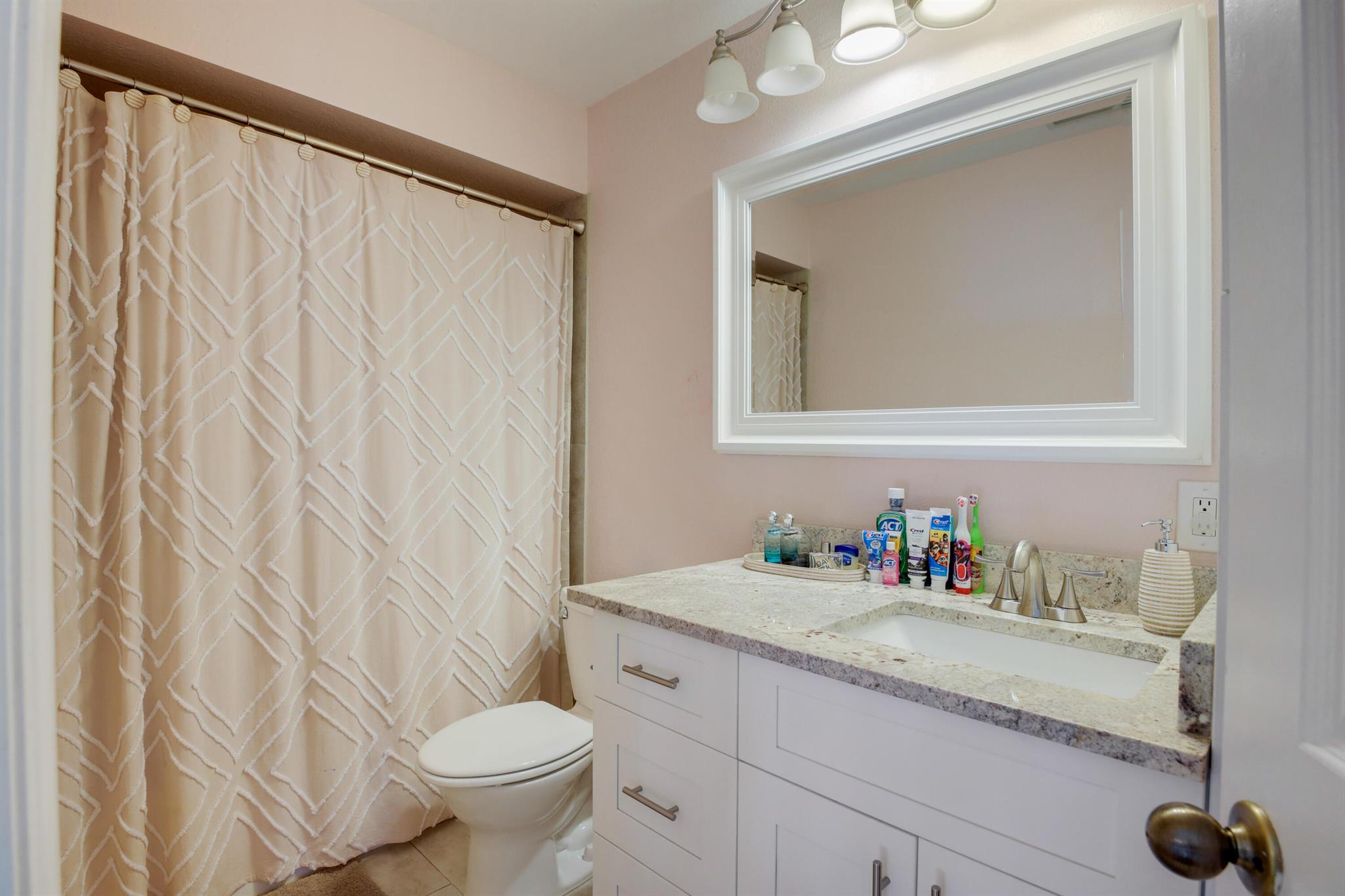 PALM CLUB WEST VILLAGE 2 - Residential Lease