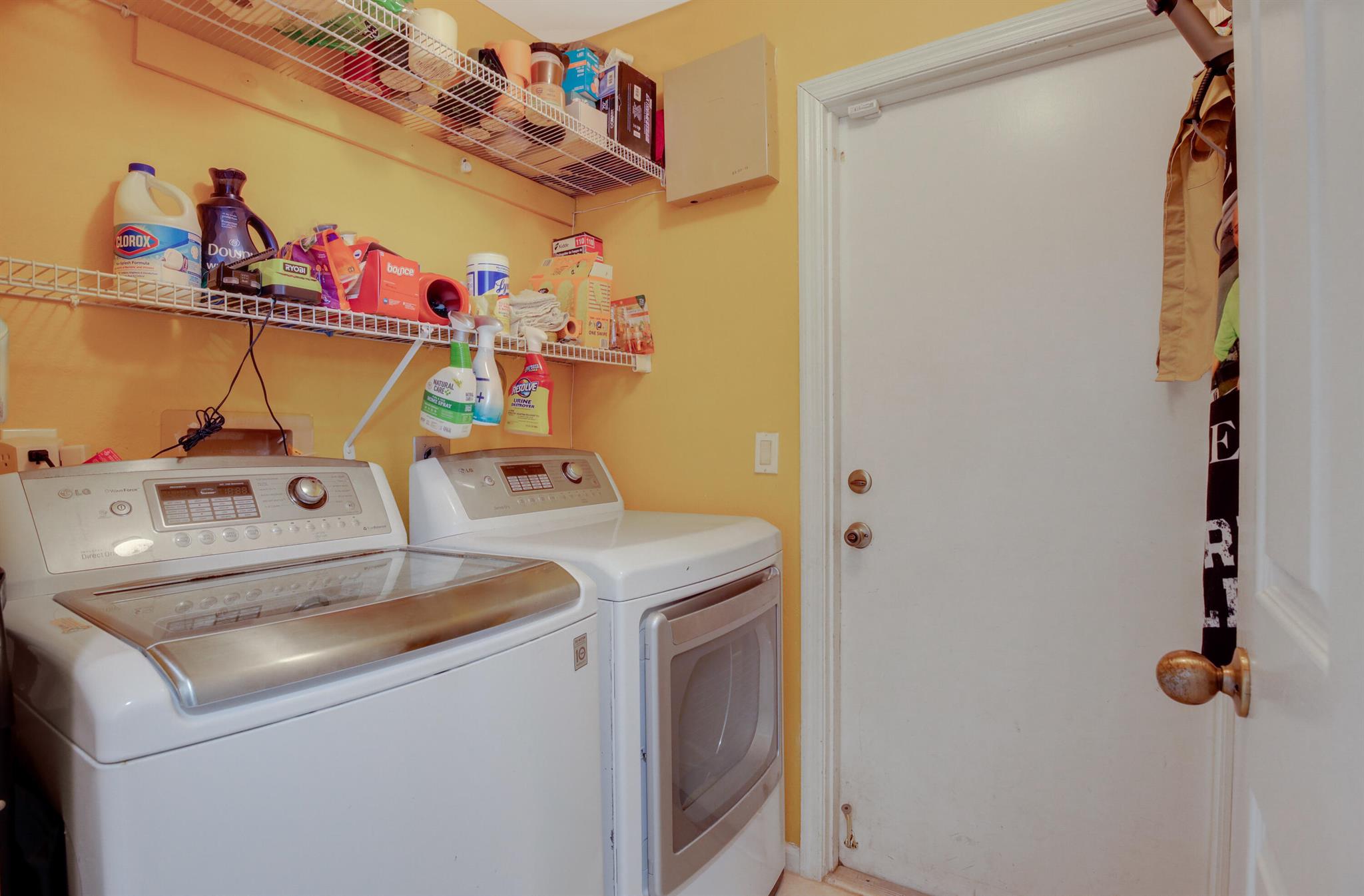 PALM CLUB WEST VILLAGE 2 - Residential Lease