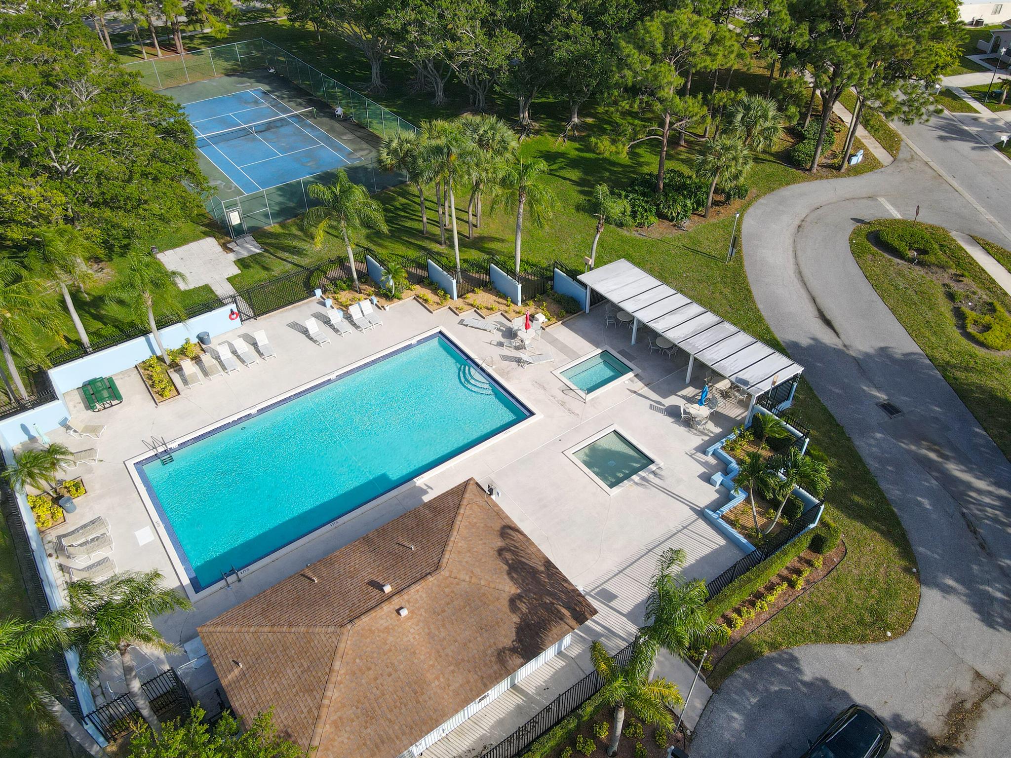 PALM CLUB WEST VILLAGE 2 - Residential Lease