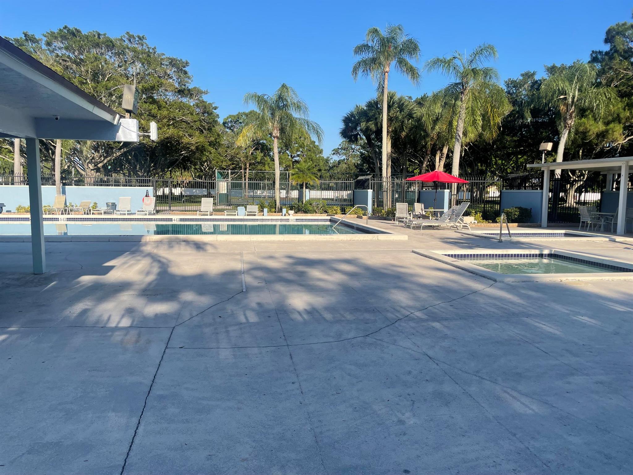 PALM CLUB WEST VILLAGE 2 - Residential Lease