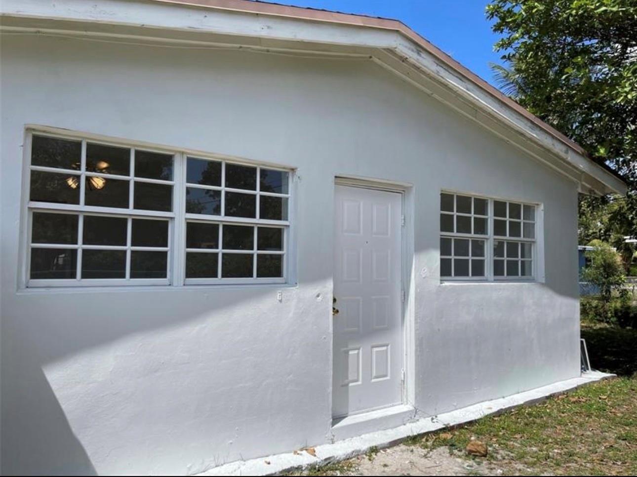 Miami Gardens Manor 49-47 B - Residential Lease