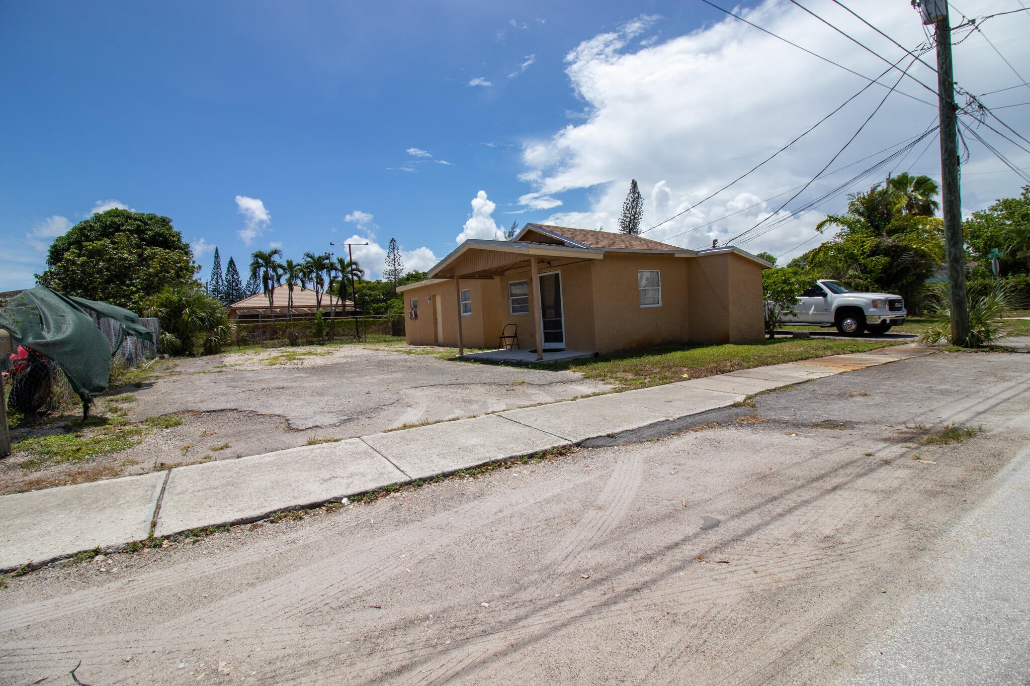 242 SW 7TH Court