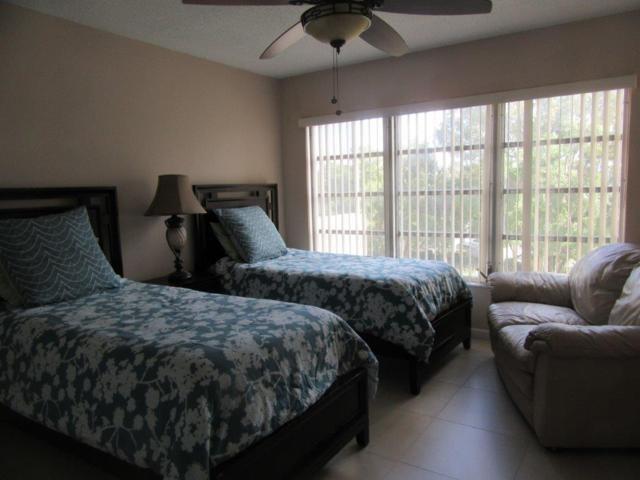 Country Club Tower - Residential