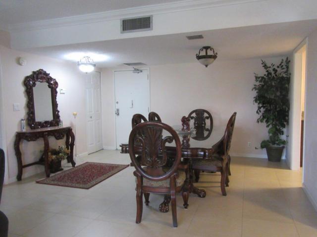 Country Club Tower - Residential