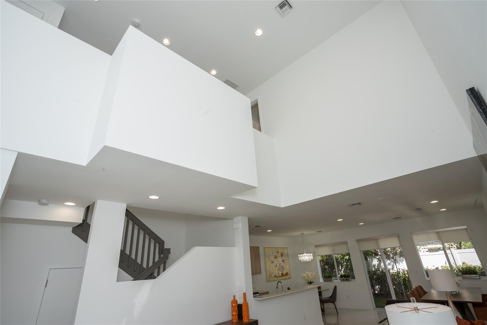 713 SE 1st Court 713