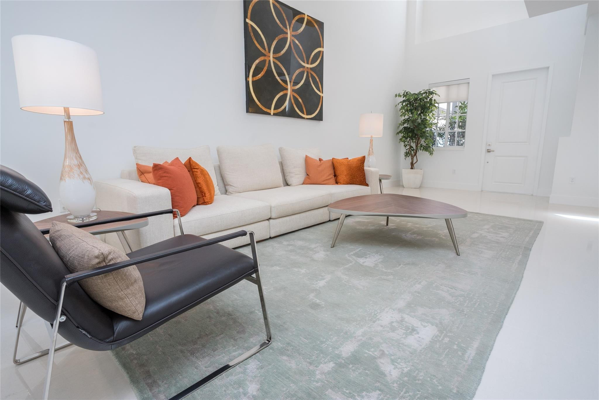 713 SE 1st Court 713