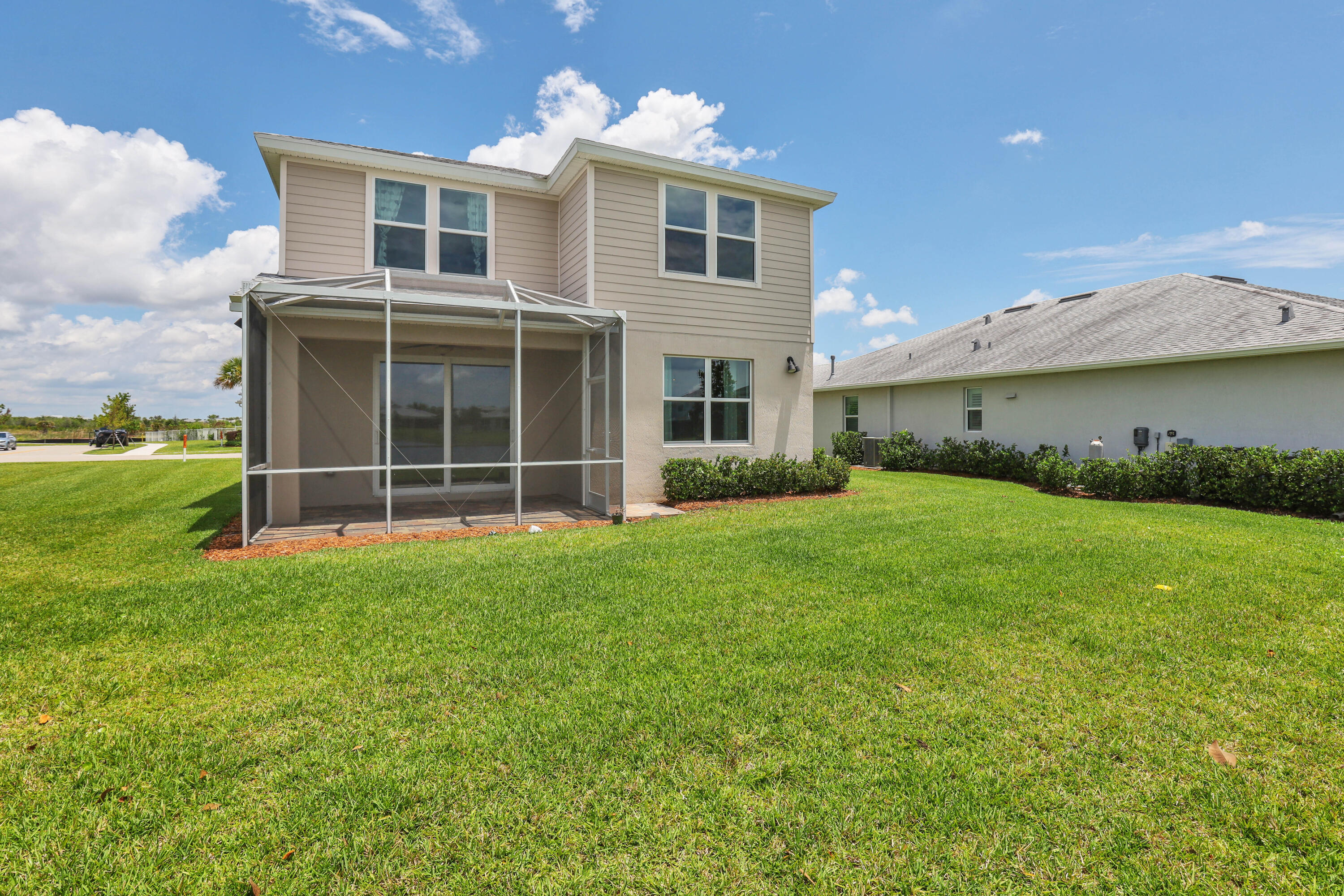 PULTE AT TRADITION PHASE 1 - Residential