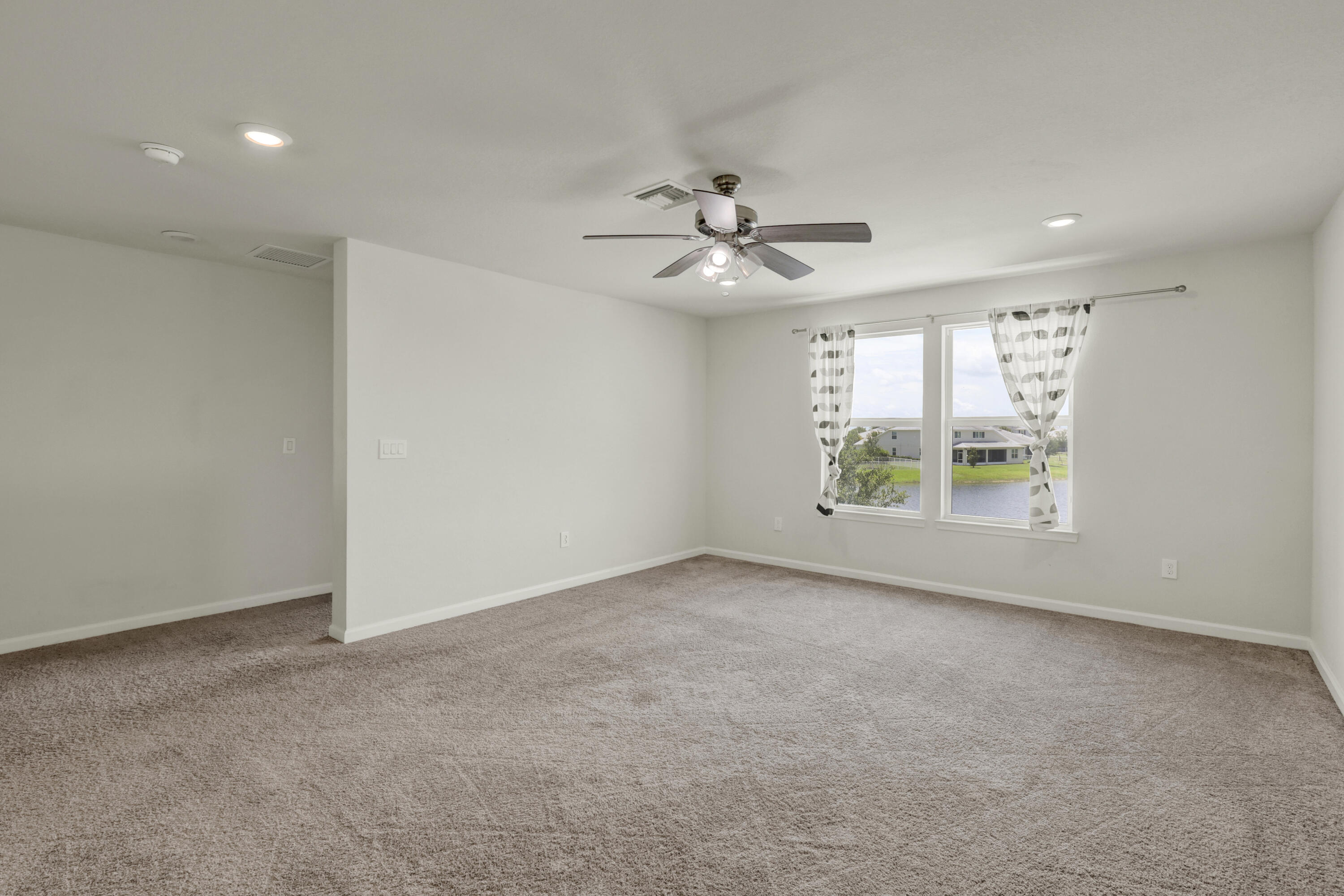 PULTE AT TRADITION PHASE 1 - Residential