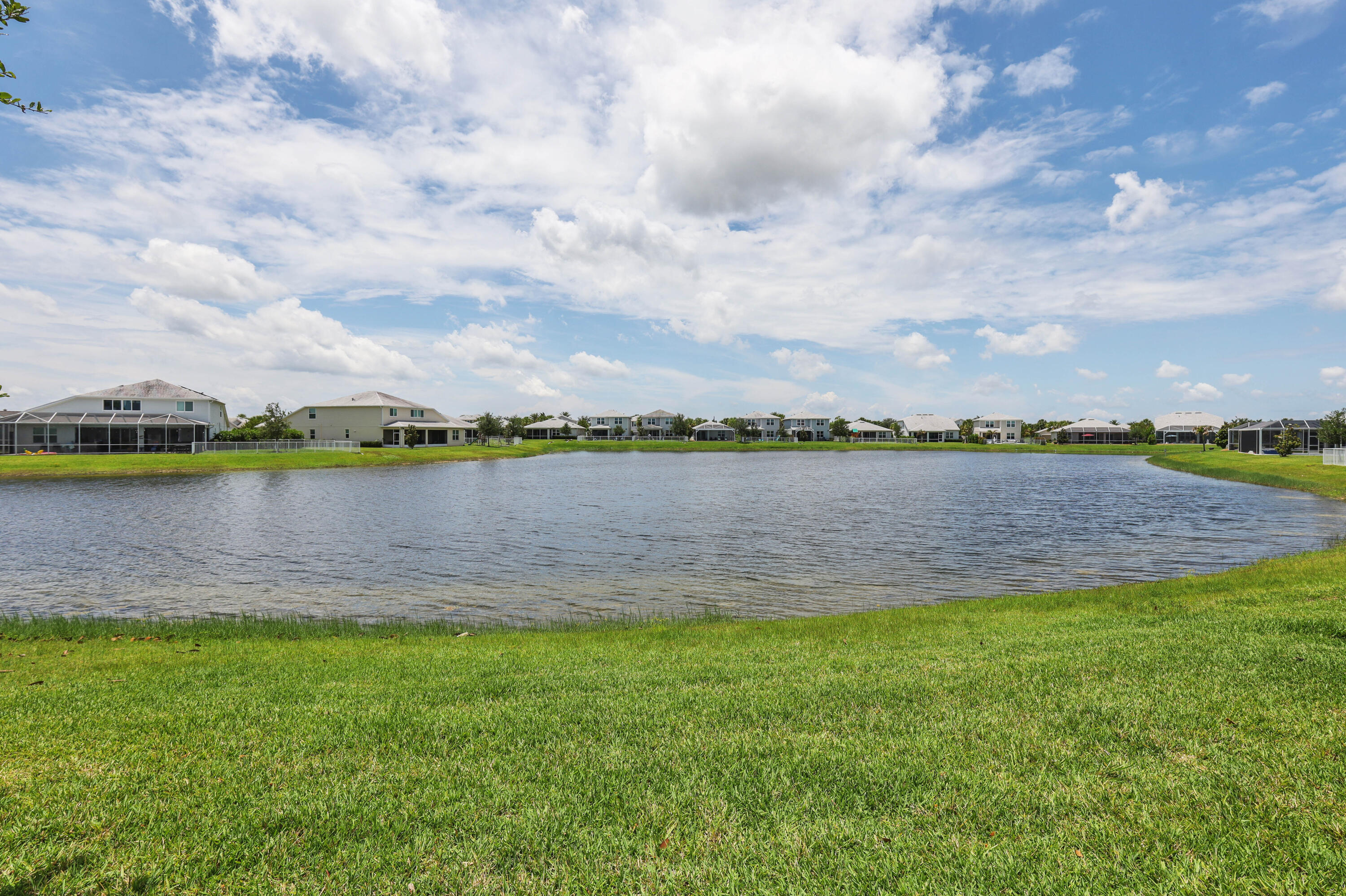PULTE AT TRADITION PHASE 1 - Residential