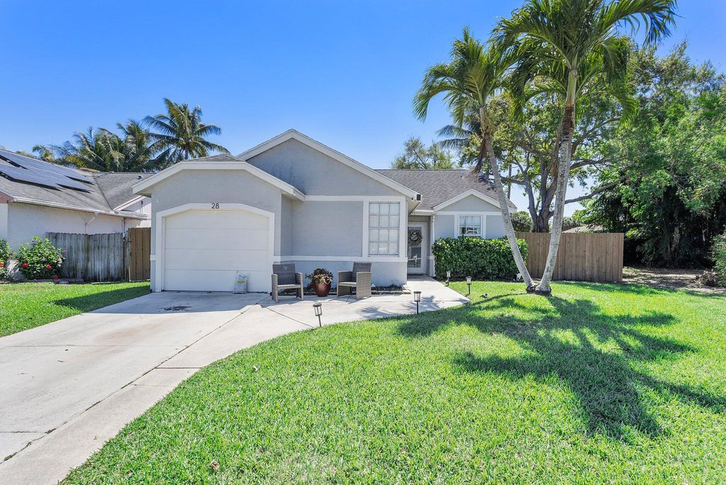 Photo of 28 Misty Meadow Drive, Boynton Beach, FL 33436 (MLS # R11071355)