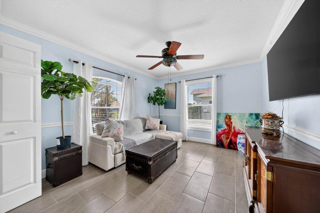 PORT ST LUCIE SECTION 33 - Residential