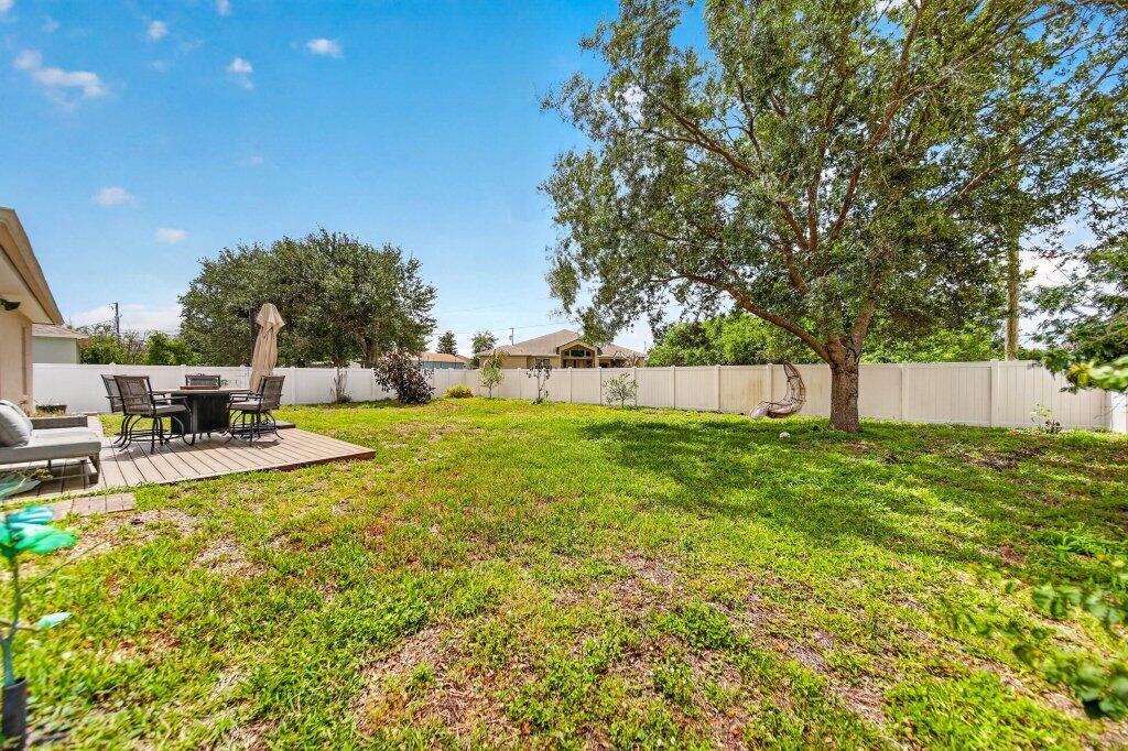 PORT ST LUCIE SECTION 33 - Residential