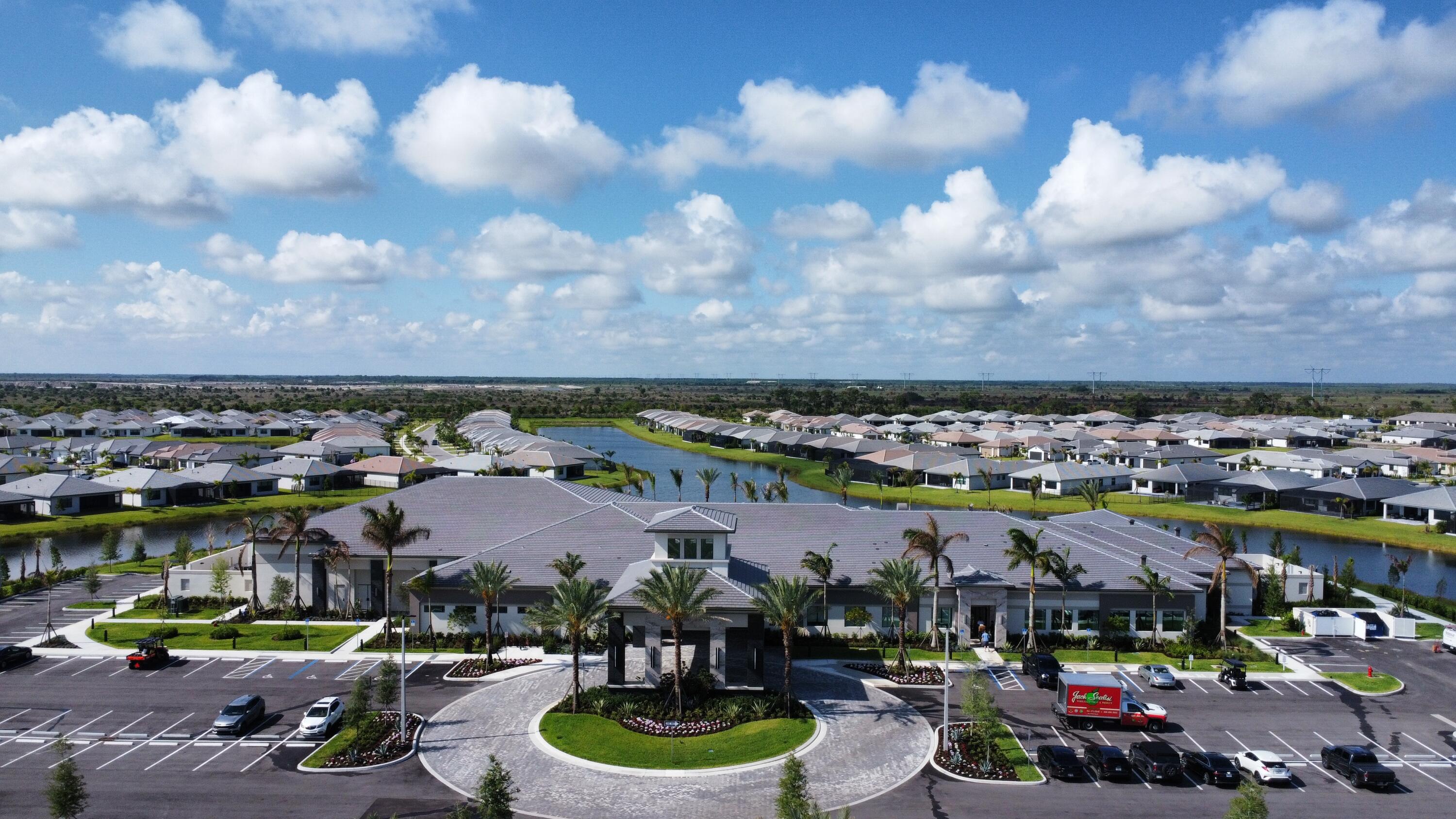 RIVERLAND At Valencia Parc - Residential