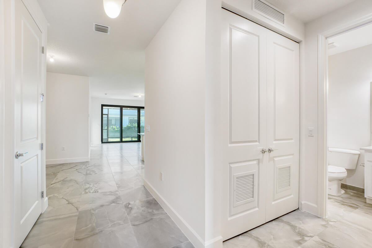 RIVERLAND At Valencia Parc - Residential