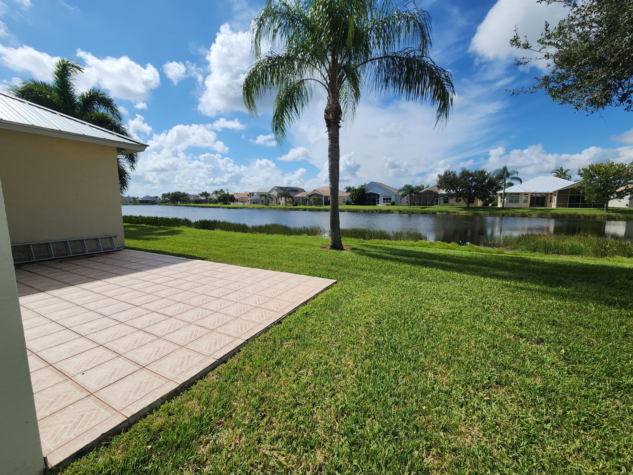 Magnolia Lakes - Residential