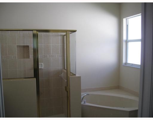 Magnolia Lakes - Residential