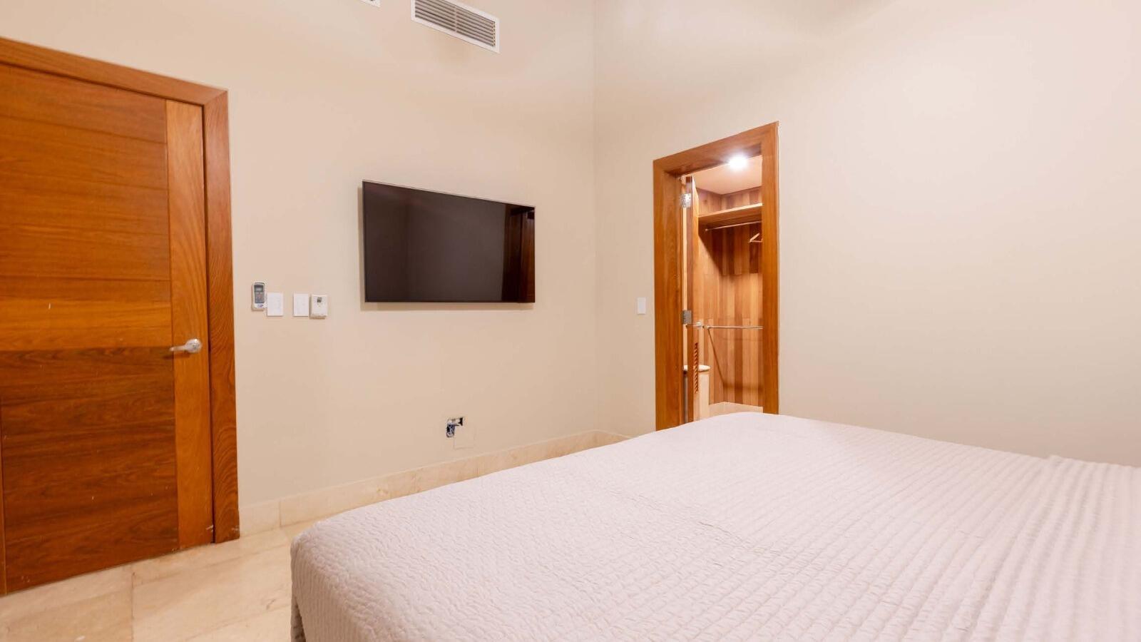 Vivero II, Casa de Campo, - Residential Lease