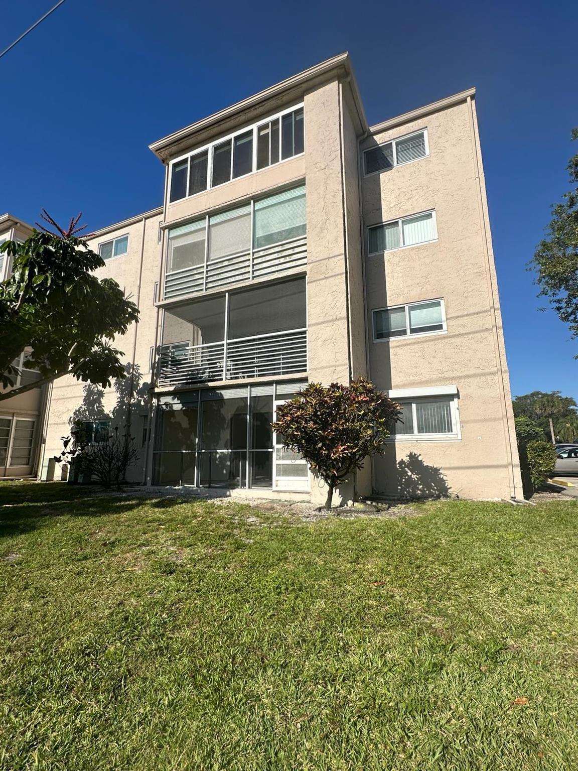 225 Bonnie Boulevard 116