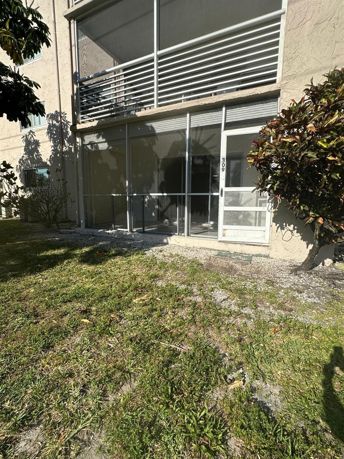 225 Bonnie Boulevard 116